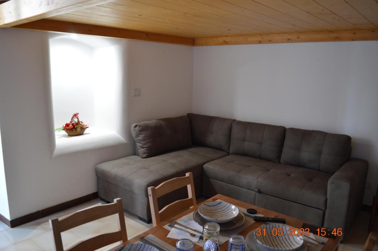 タラントBerardi Houseアパートメント エクステリア 写真