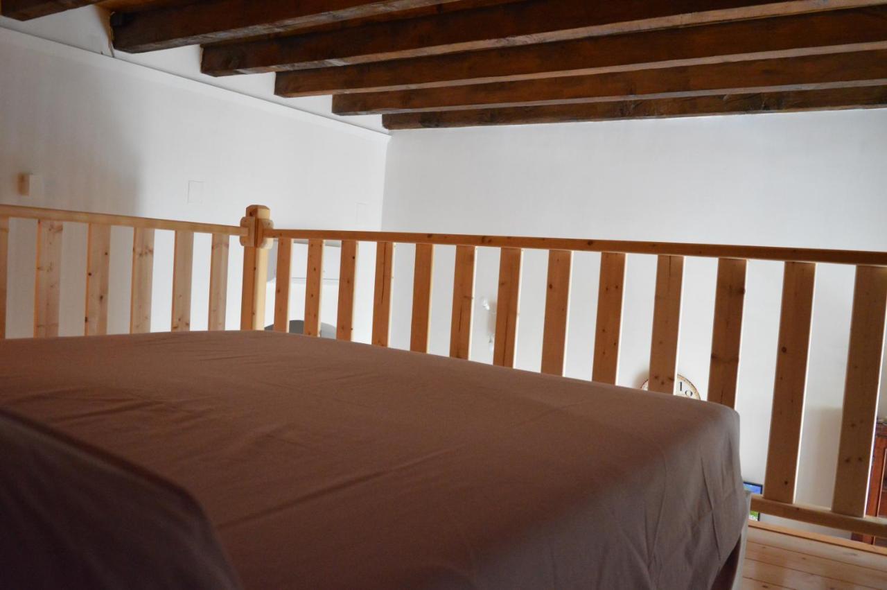 タラントBerardi Houseアパートメント エクステリア 写真